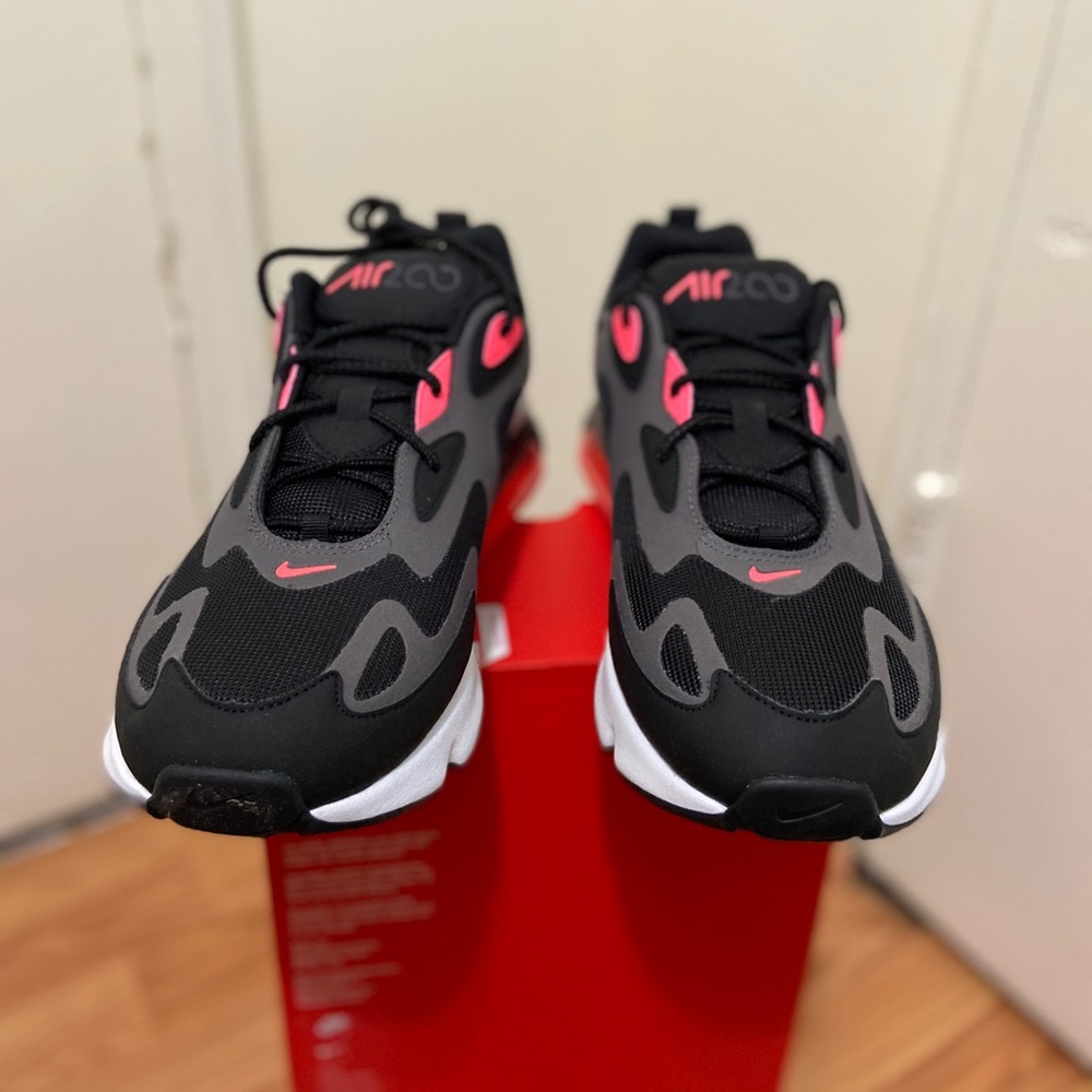 Nike Air Max 200
